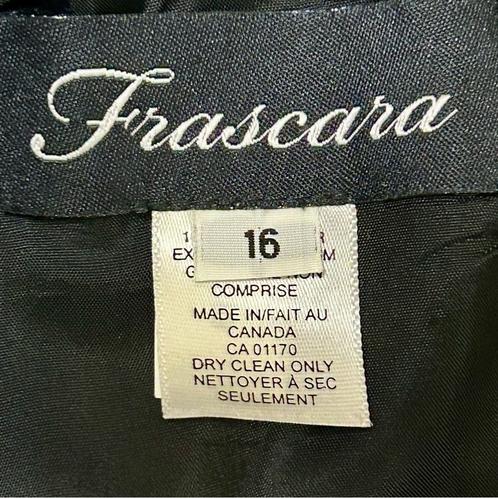 Frascara Black Flared Mermaid Skirt | Size 16 | Made in Canada - Picture 4 of 6